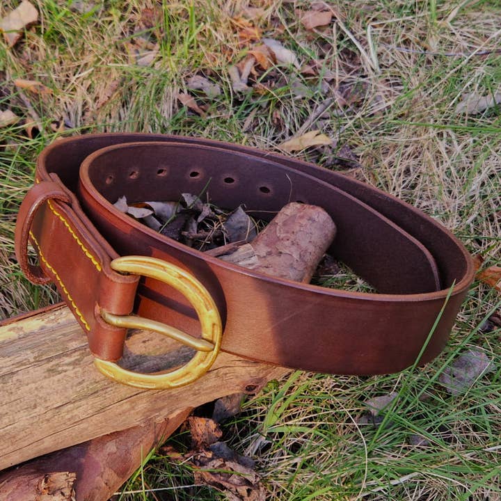 Cintura in pelle a ferro di cavallo | Equestre | Maniscalco | Equitazione | Fatto a mano con fibbia in ottone per la vendita all'ingrosso da parte di Journeyman Handcraft