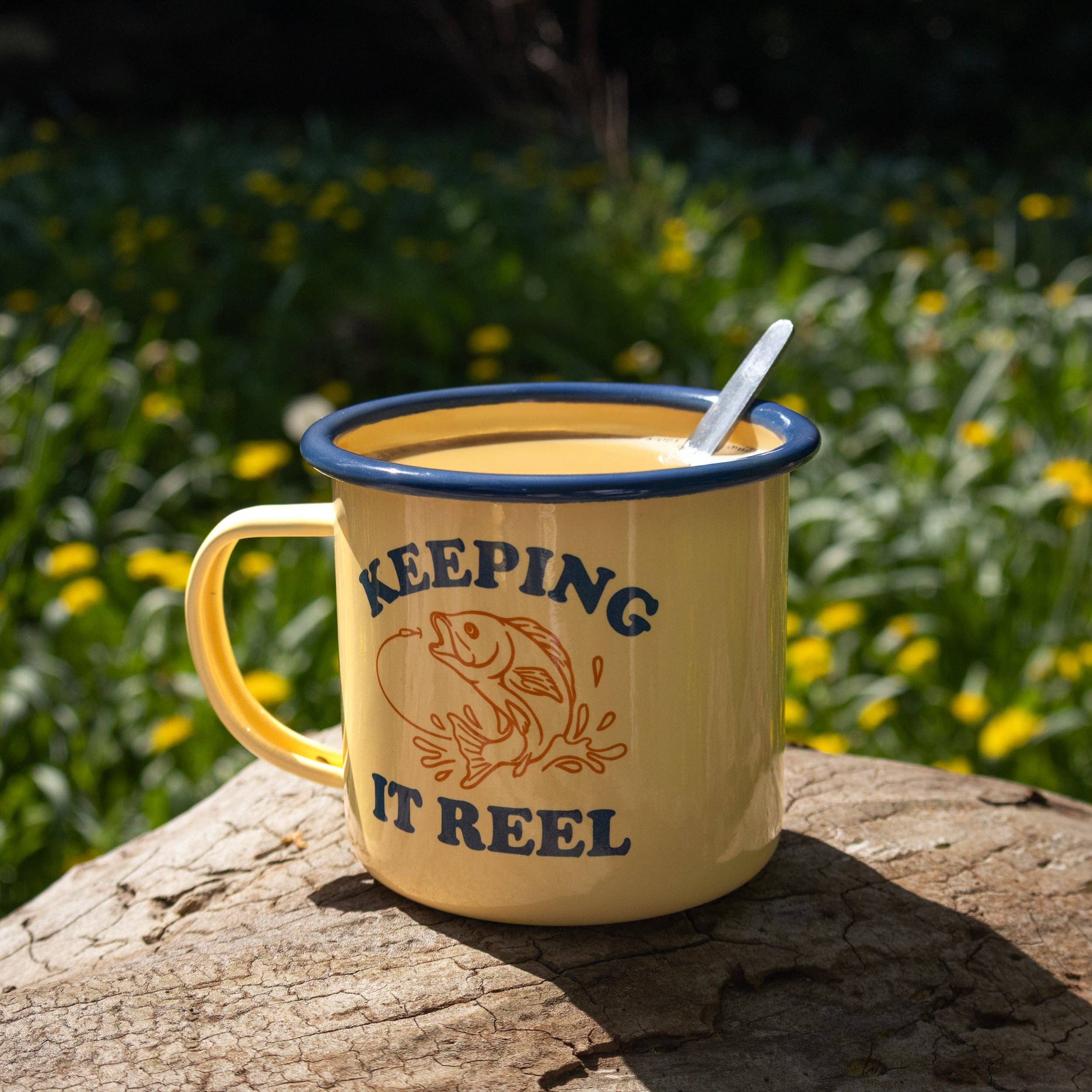 Robert Frederick Ltd – wholesale Coffee mug – The Gentleman’s Emporium “Keeping it Reel” Enamel Mug1