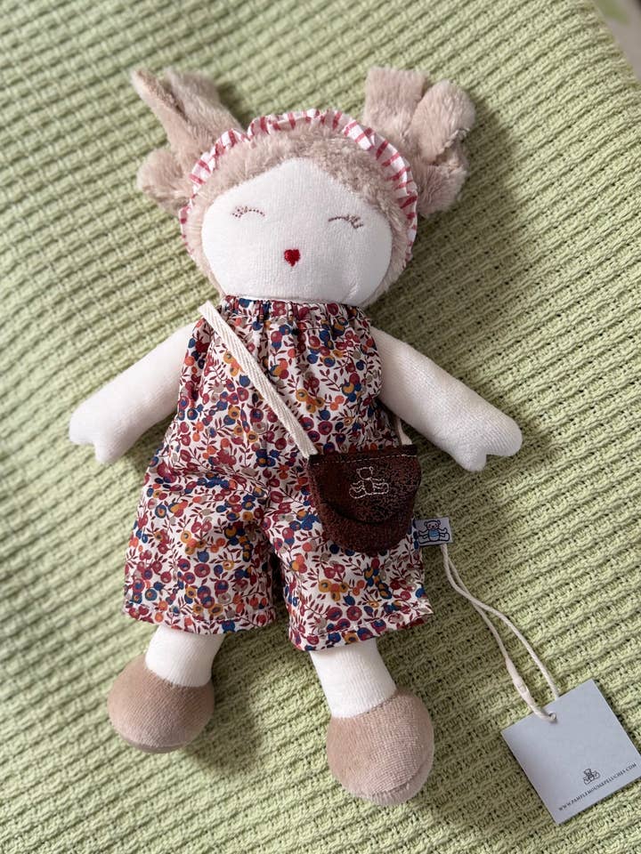 Marguerite the Doll for wholesale by pamplemousse peluches