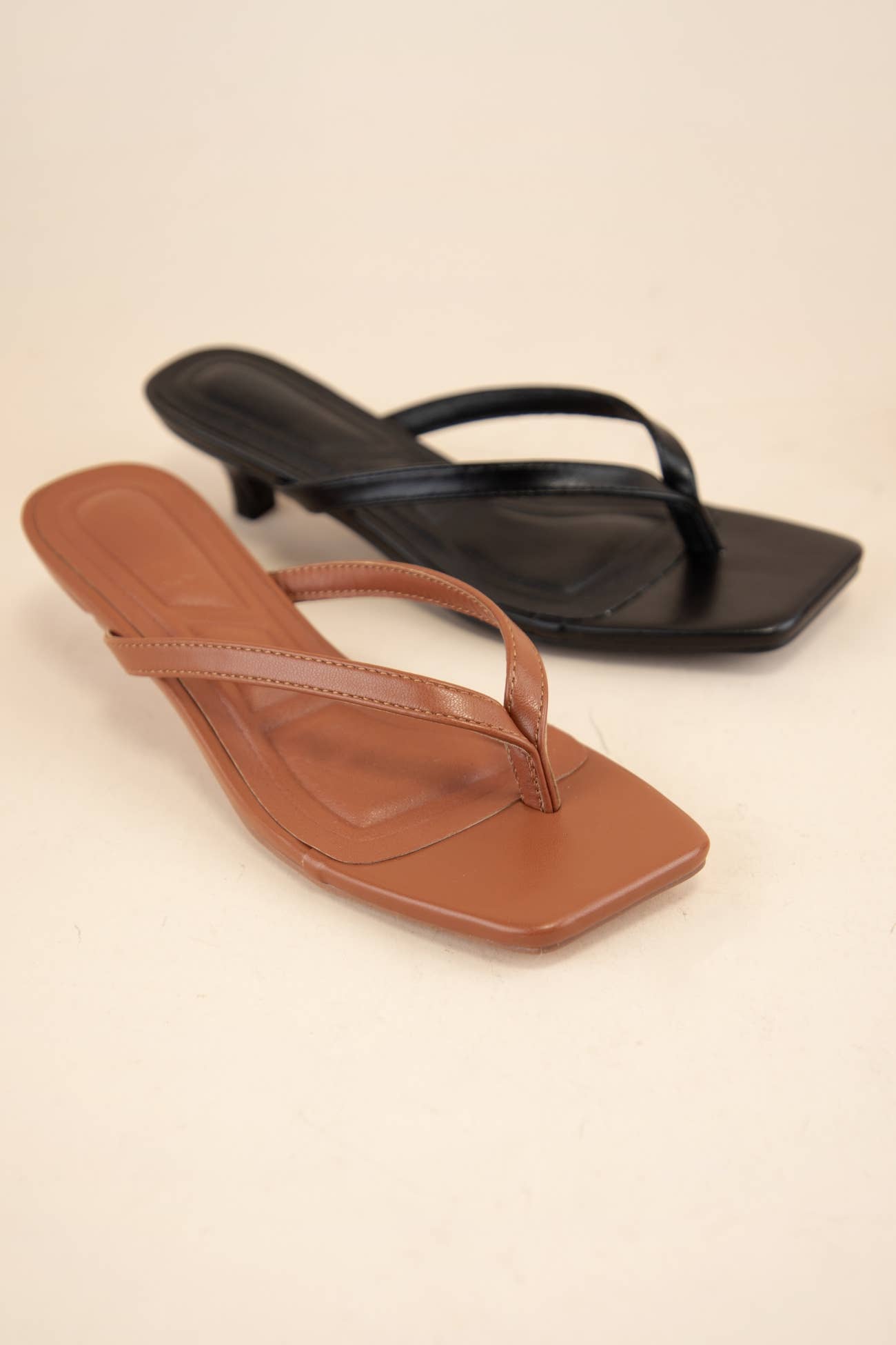 Oliccui - Wholesale Low Heels - Women's - SQUARE TOE THONG STRAP KITTEN HEELS11