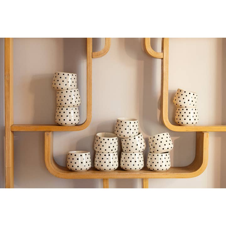 moshi moshi mind - Wholesale Coffee Mug - signature cup - ecru/black dots