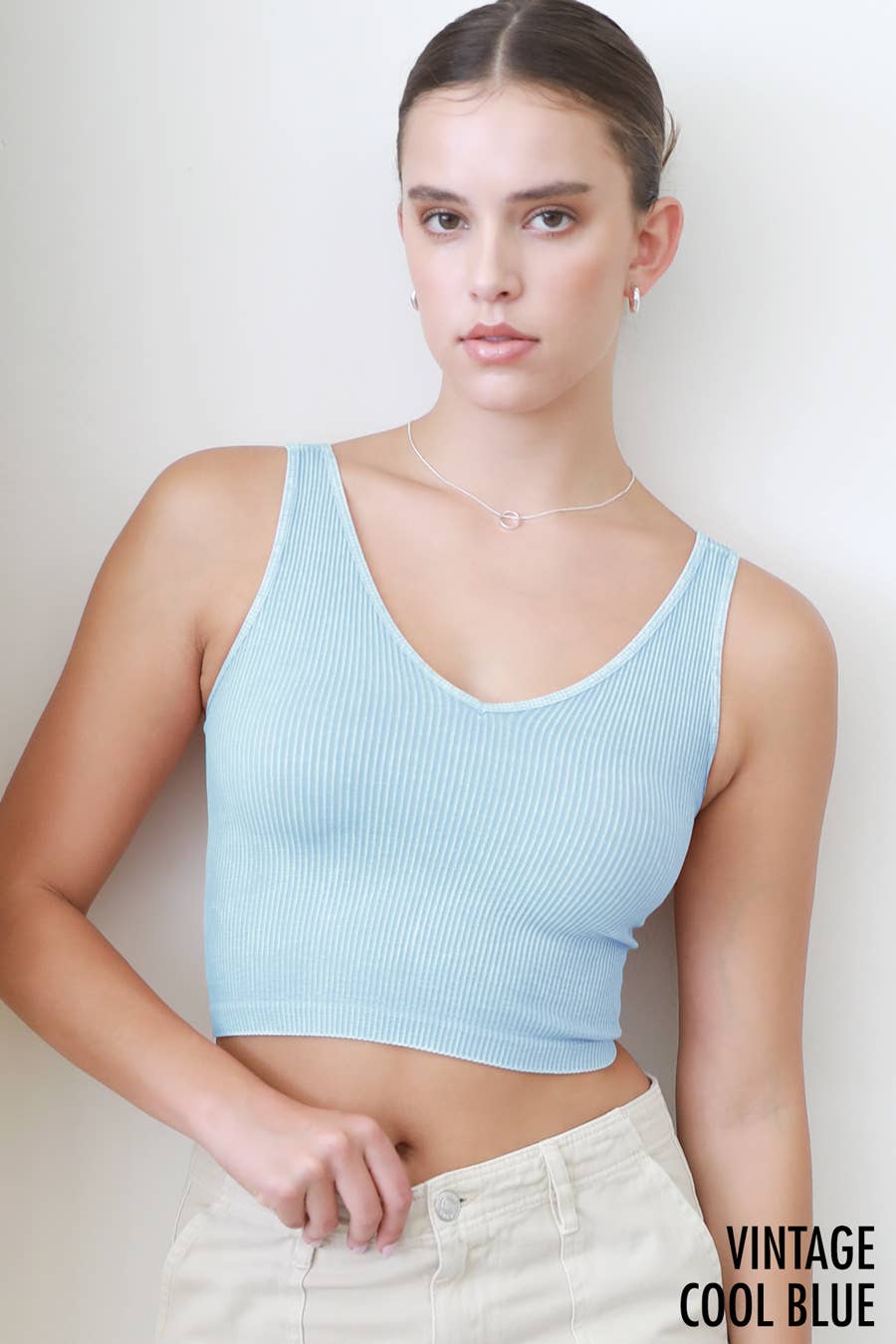 NIKIBIKI - Venta al por mayor Jersey corto de punto - Mujer - NS7634 - Top de cuello en V vintage38