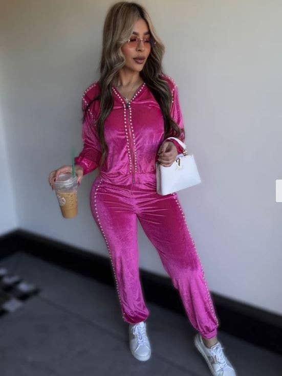 CONJUNTO DE PANTALONES PARA CORRER CON PERLAS para venta al por mayor de CAPSULLE