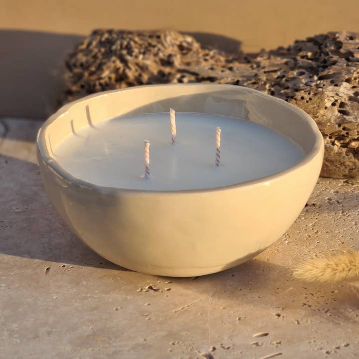 Vela perfumada Mimosa - 320G por atacado de lesbaronnes