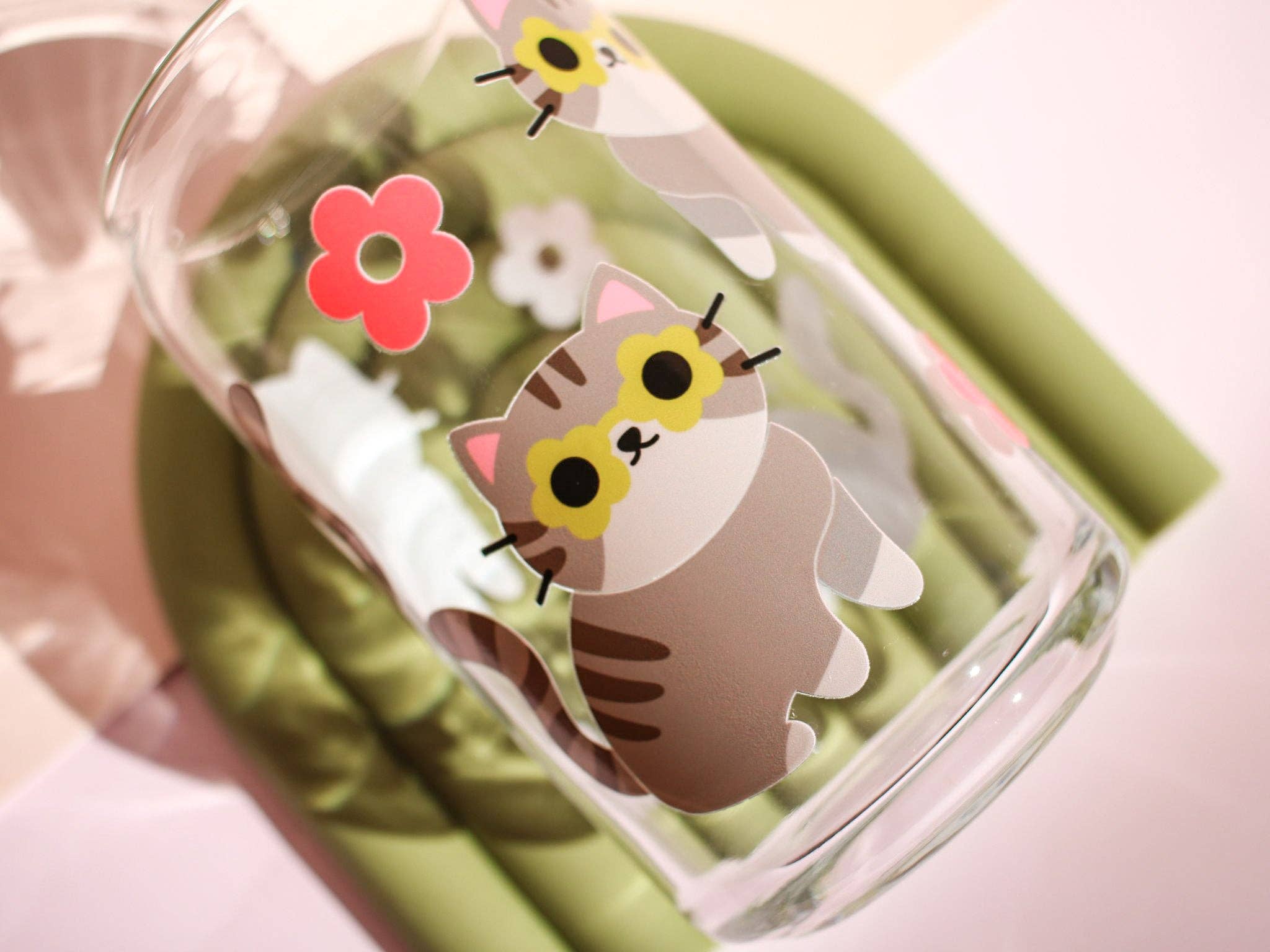 Made by April-Lynn – Engroshandel Drikkeglas/kop – Gråstribet katteglasbæger2