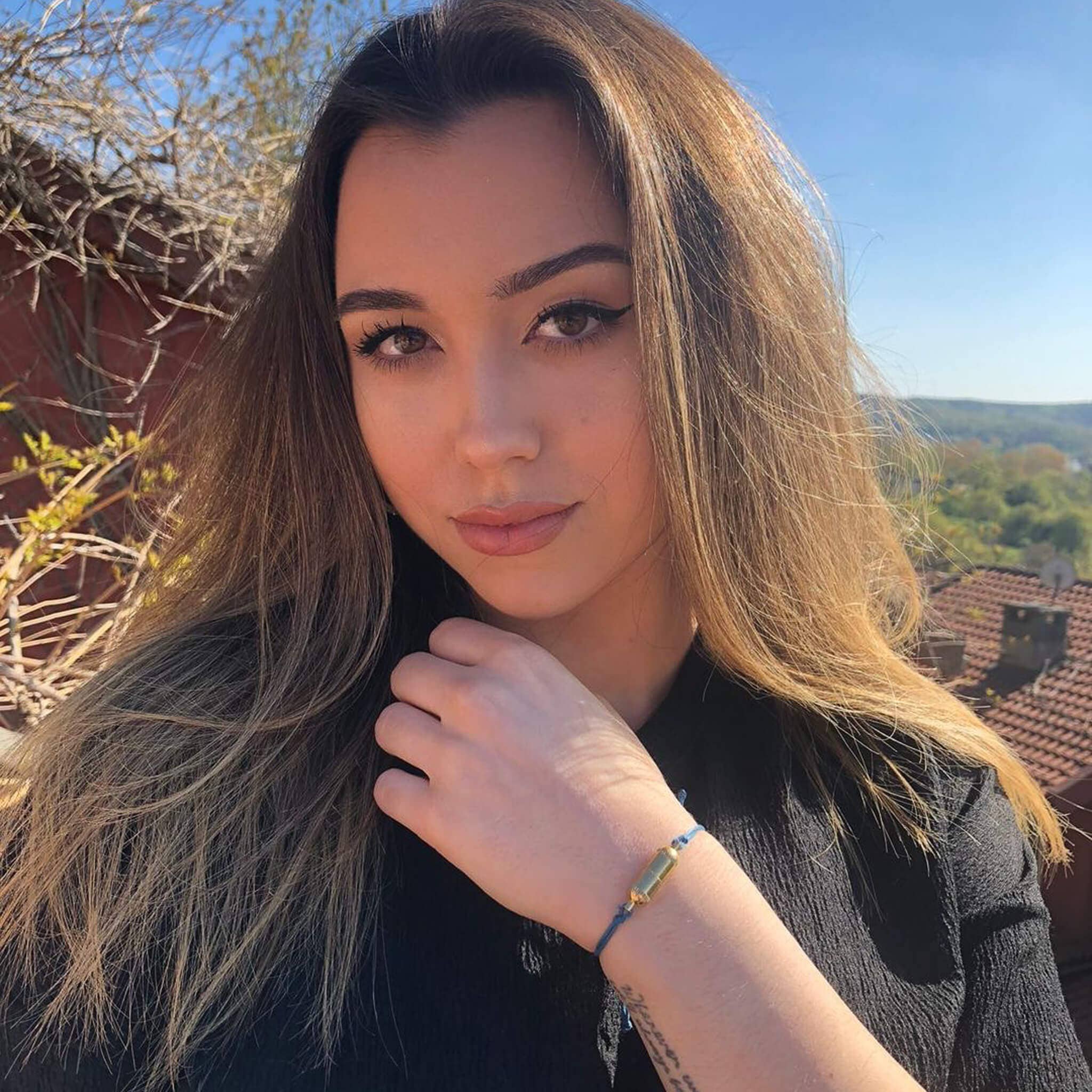 Intention Capsule - Wholesale Charm/Dangle Bracelet - The Capsule Bracelet41