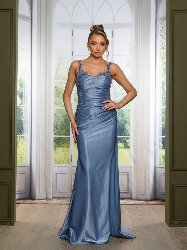 7601-XLONLY BRODERAD/PÄRLAD GLANSIG SPANDEX MAXIKLÄNNING FÖR BAL för wholesale av RICARICA INC.