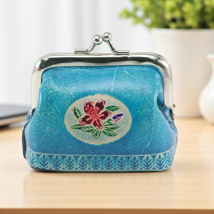 Handmade Leather metal clip clasped Coin Purse - K0004 for wholesale by Sunflower Handmade leather inc