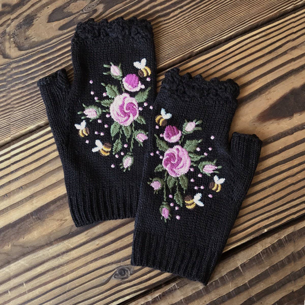 ACCITY - Wholesale Gloves - Women's - Knit Winter Gloves – Bee & Blossom Embroidery_CWMM16622