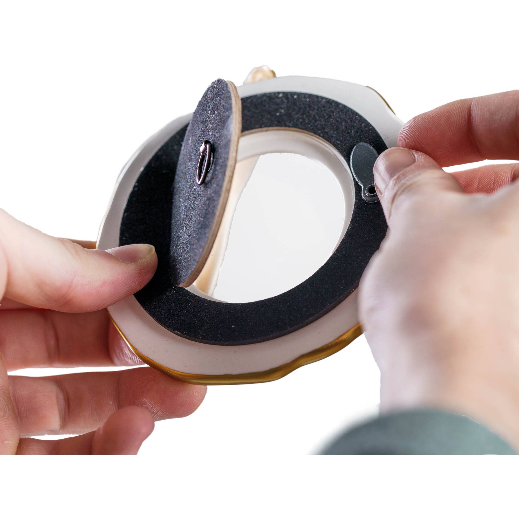 Pavilion - Wholesale Picture Frame - Merry Christmas - 4" Photo Frame Ornament
8