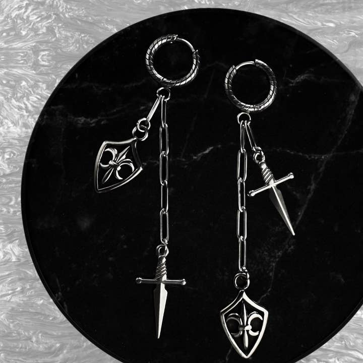 Brincos Joana d'Arc por atacado de While Odin Sleeps