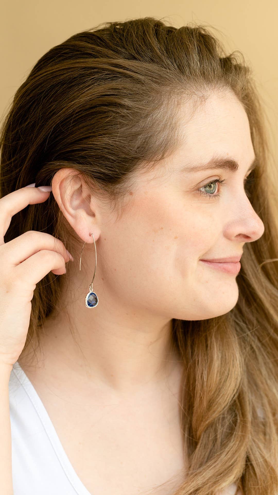 Rebecca Accessories LLC – wholesale Dangle earrings – Gemstone Thread Through Earring 80 Color Choice Gold Silver3