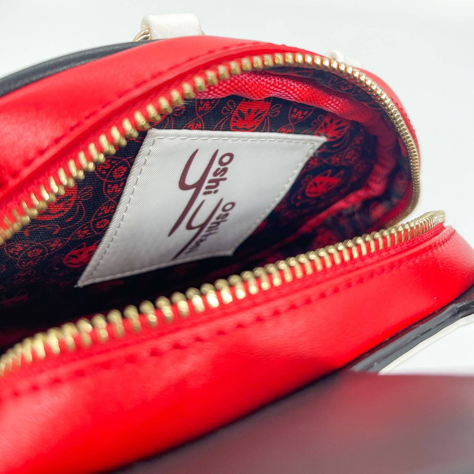 Yoshi Yoshitani LLC - Wholesale Crossbody Bag - Women's - Kitsune Convertible Bag : White8