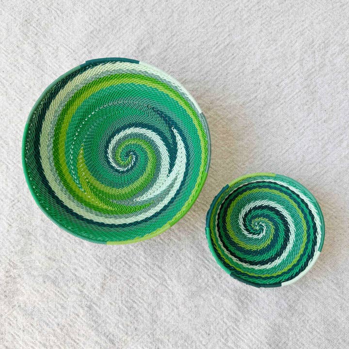 Amsha – wholesale Decorative plate/dish/bowl – Zulu Wire Bowl: Spring Green4
