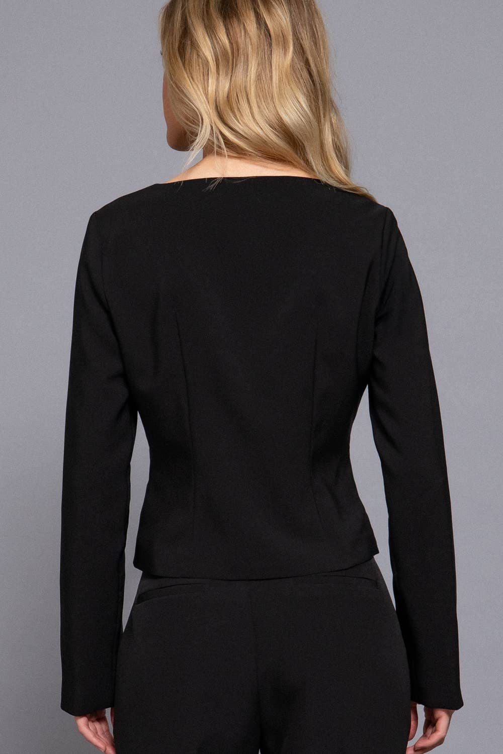 Active Basic | Active USA - Wholesale Blazer - Women's - Long Sleeve Square Neck Body Fitted Blazer5