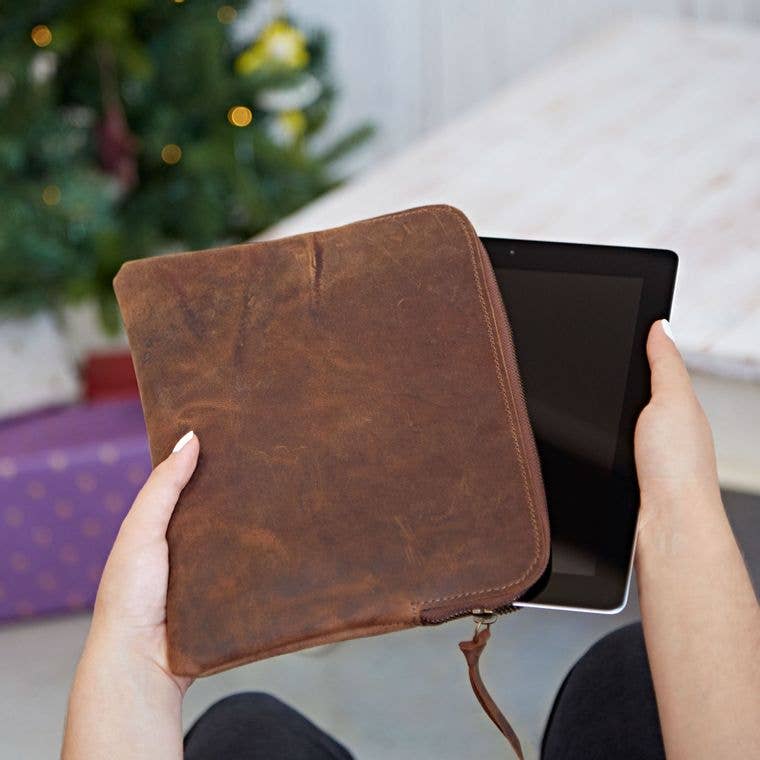 The Paper High Gift Company Limited - Wholesale Laptop/Tablet Case - Unisex - Buffalo Leather Tablet Case - Rustic Tablet Sleeve0