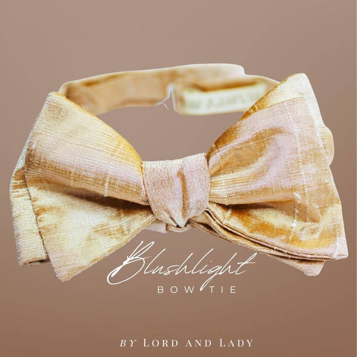 Nœud papillon Blushlight pour la vente par Lord and Lady