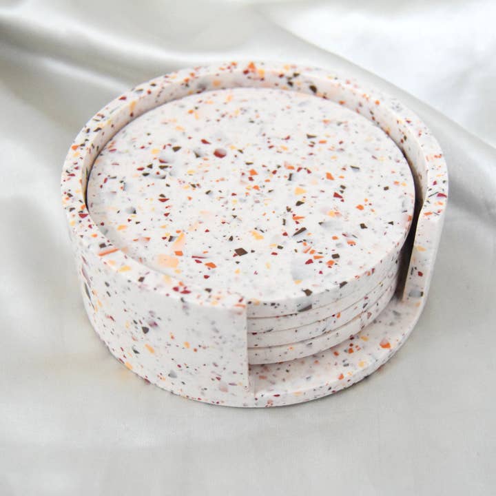 Warm neutral terrazzo Jesmonite glasbrikker | Hazel for engroshandel hos Fox and Bunny Rise