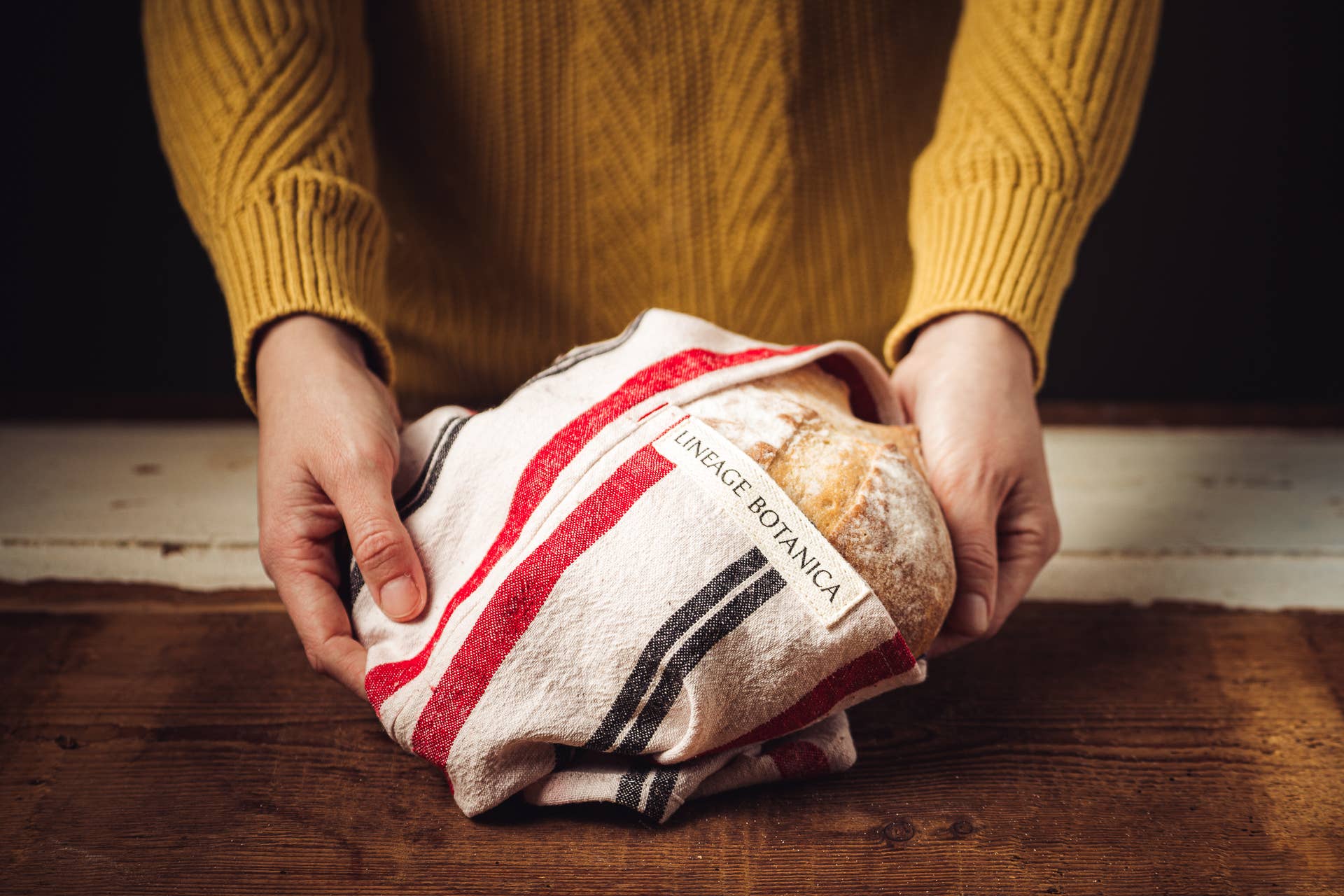 Lineage Botanica – wholesale Bread box – Bag: Antique handwoven Bulgarian Cotton - BG2450