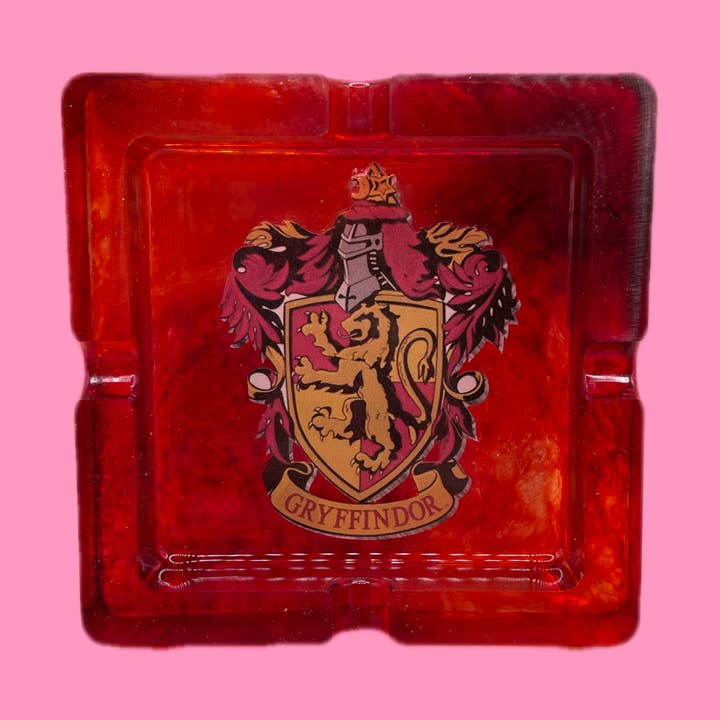 Cendrier Gryffindor pour la vente par Pinkley.lu