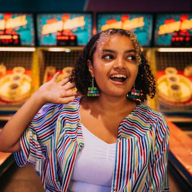 NO RHYME OR REASON ART – Brincos de argola por atacado – Brincos ao Cubo Rubik1