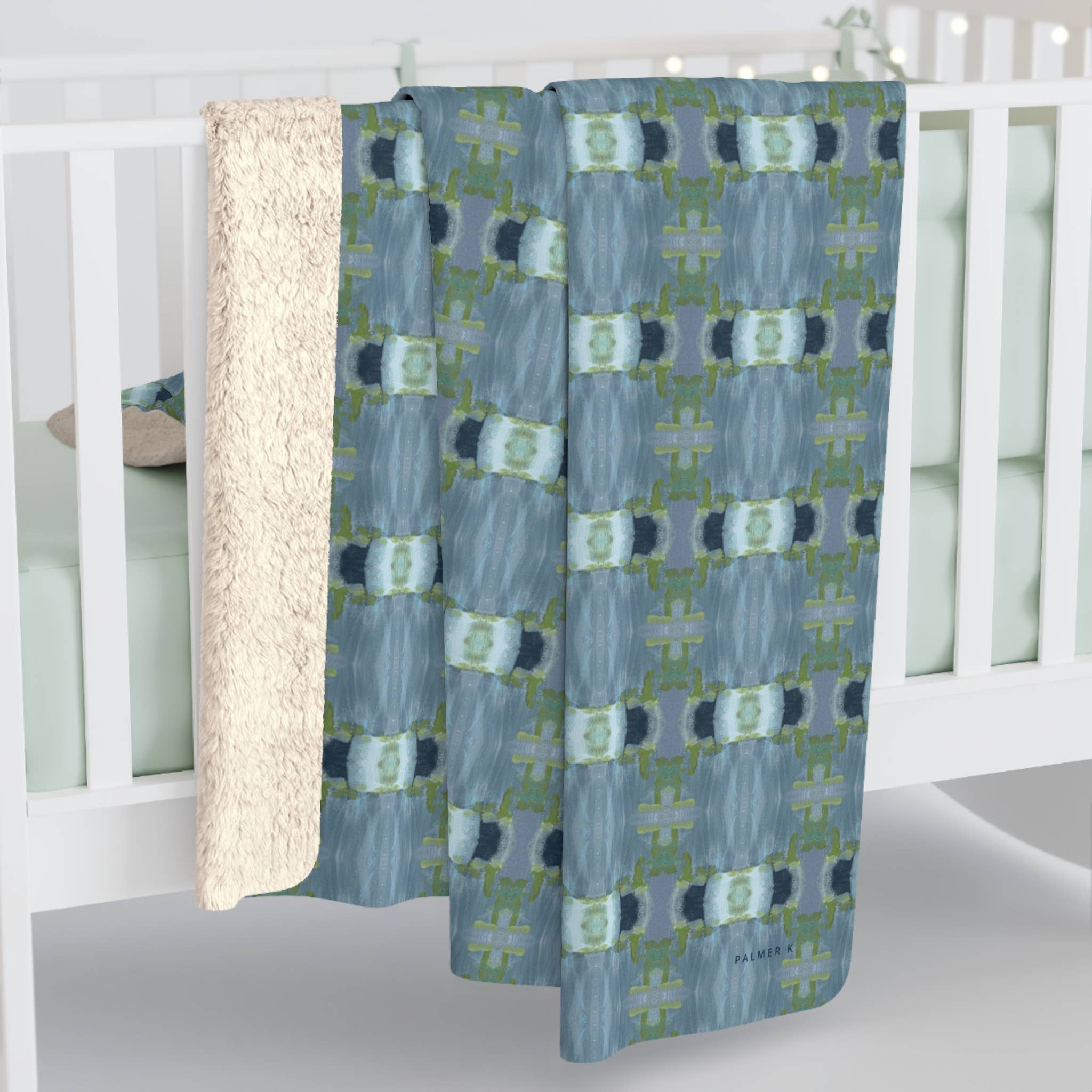 PALMER K Designs - Wholesale Throw Blanket - Sherpa Throw / Blanket: Blue Geometric (ABJ/P10)3