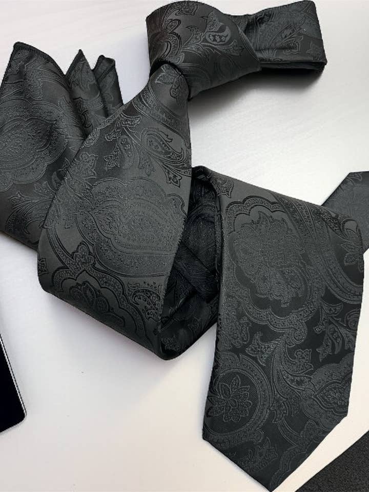 DMITRY 7-Fold Men's Black Patterned Italian Silk Tie & Pocket Square Set (Limited Edition) for wholesale by DMITRY Ties
