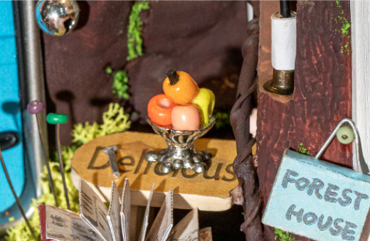 Hands Craft - Wholesale DIY Craft Kit - DIY Miniature House Kit: Borrowed Garden2