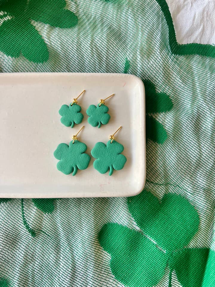 Brincos de Trevo de Quatro Folhas, Brincos de Trevo por atacado de SeizeTheClayJewelry