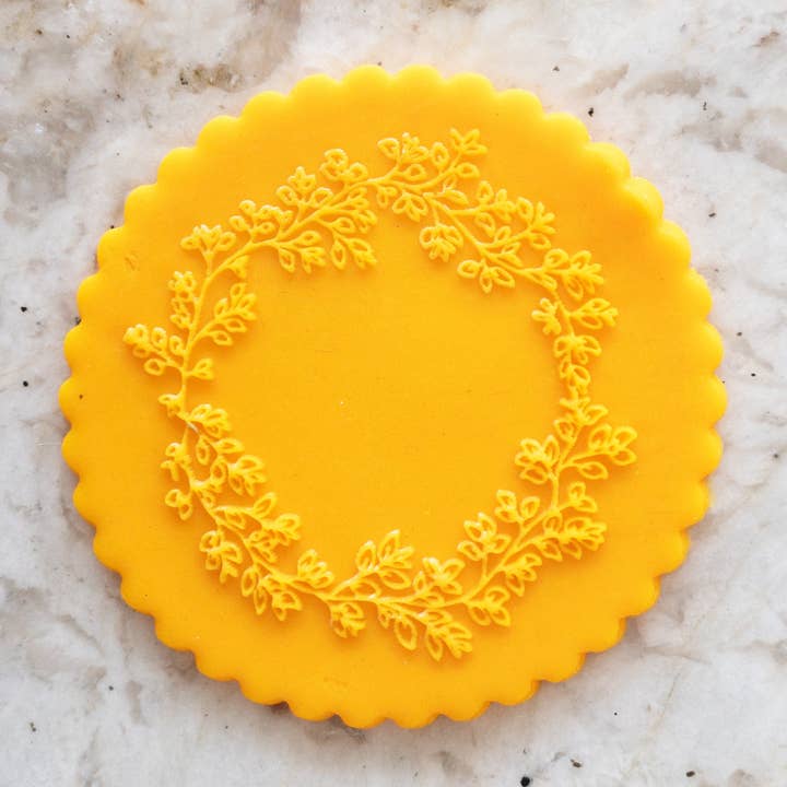 Ditsy Wreath Biscuit Cookie POPup Embosser Stamp for wholesale by Cut Bake Stamp