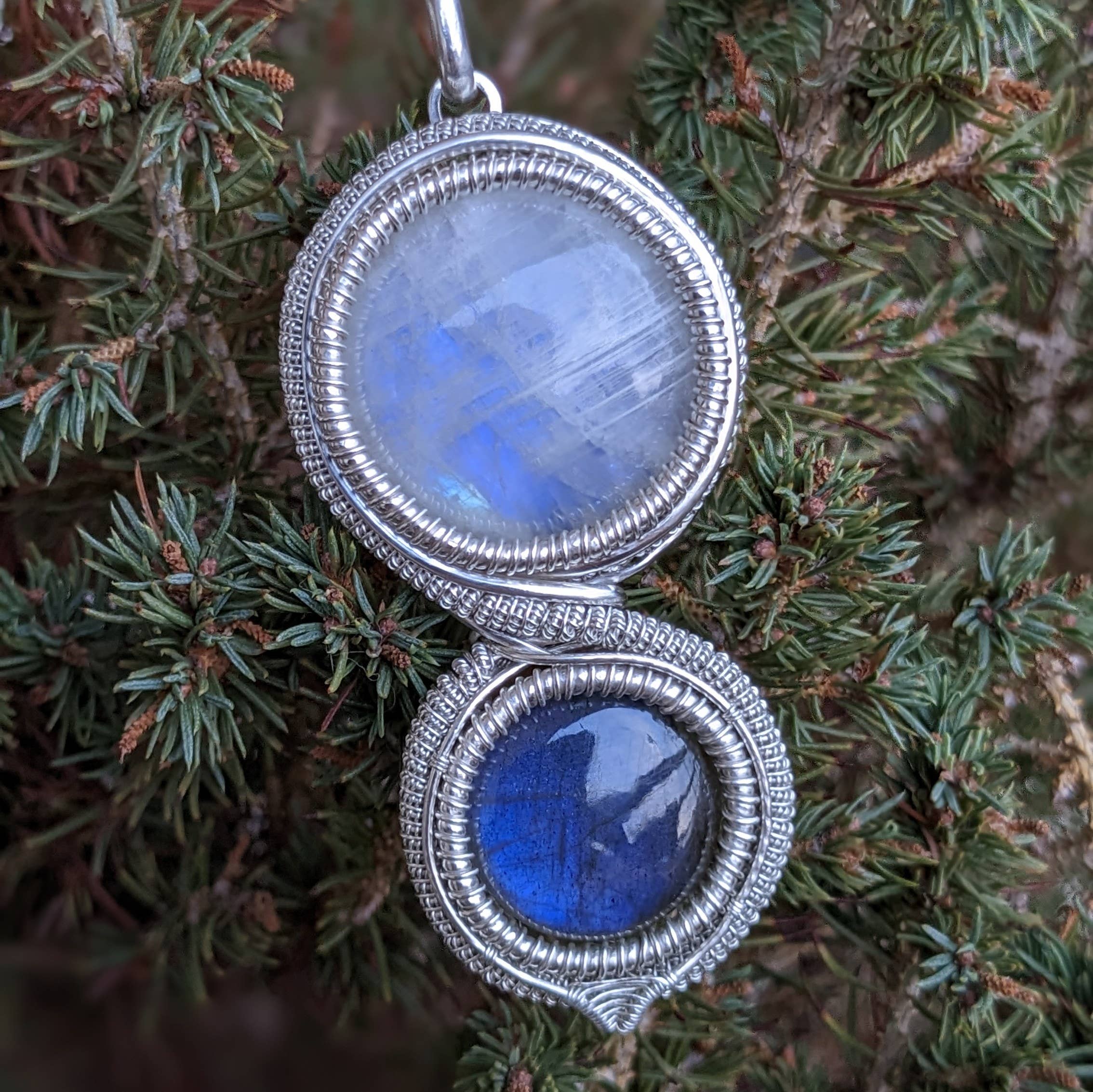 Le Tourbillon Minéral - Vente Colliers à pendentif - Collier Labradorite Bleue, Péristérite Et Argent Massif4