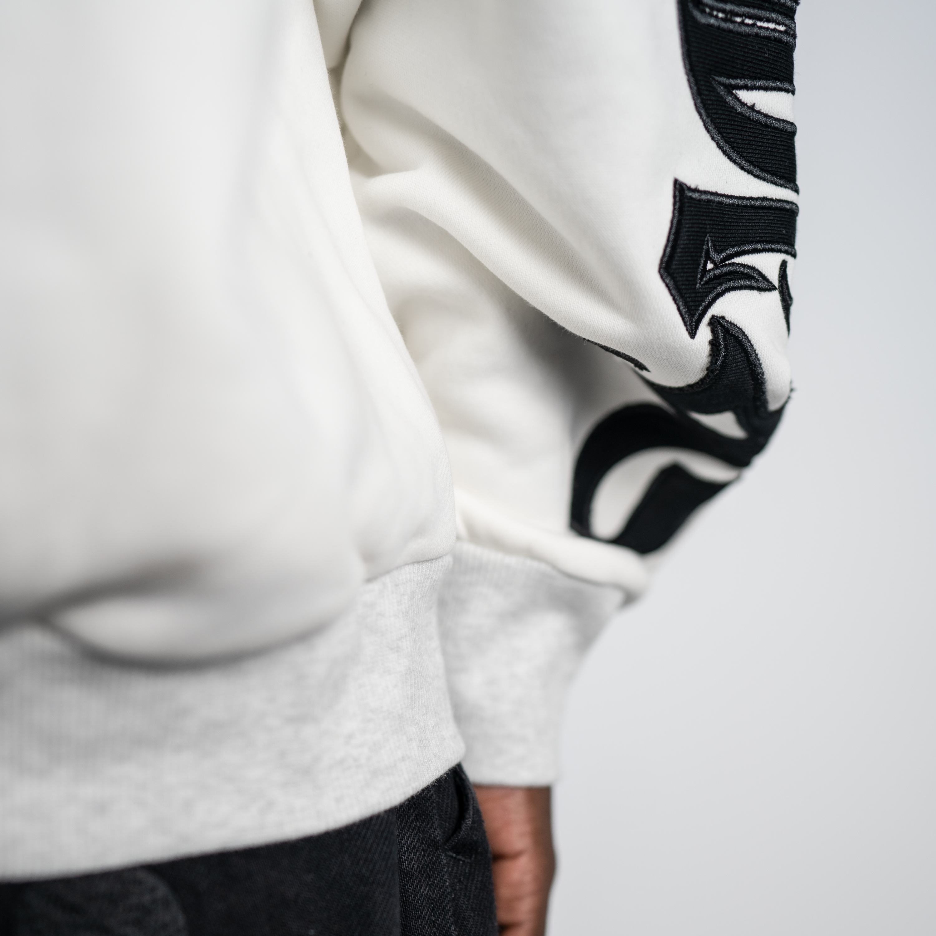 RightBackStudios - Wholesale Hoodie - Unisex - RECHTSVERTEIDIGER STERN REISSVERSCHLUSS WEISS4