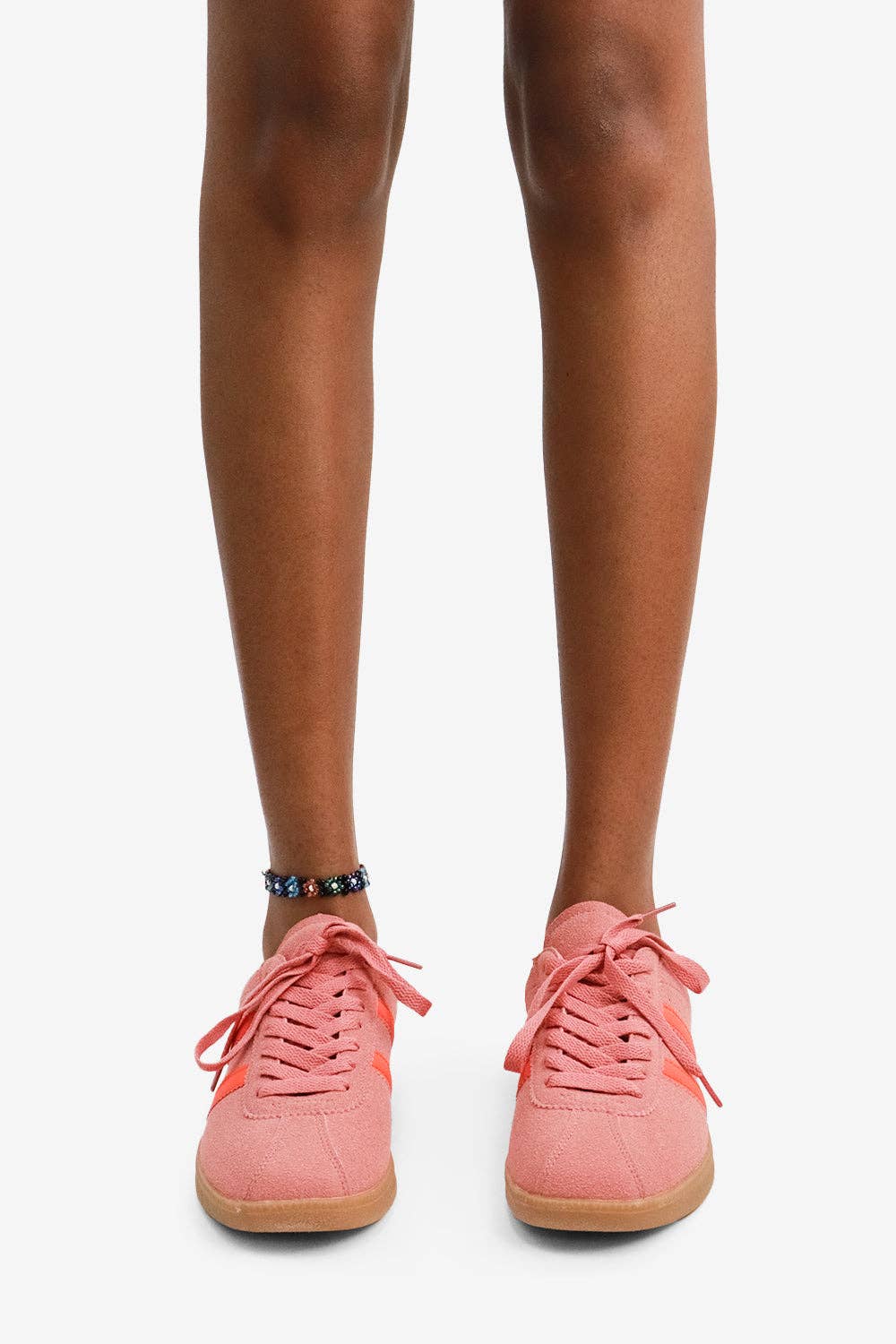 Lemonade Shoes - Wholesale Lifestyle Sneakers - Women's - HUCKLE -Tennis Sneaker w/ Contrast Striping, in Bold Colors24