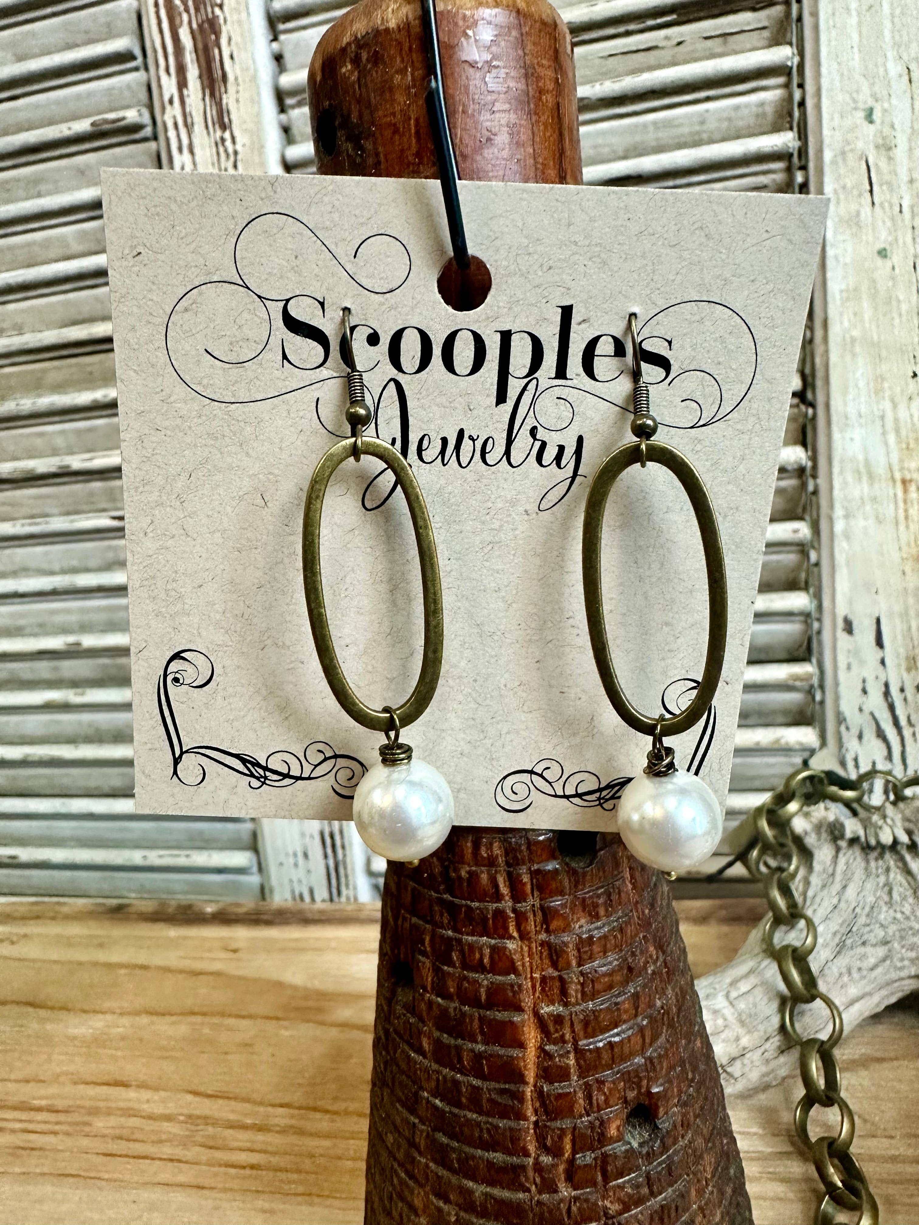 Scooples Jewelry - Wholesale Link & Chain Necklace - Chained Pearl. Neck2