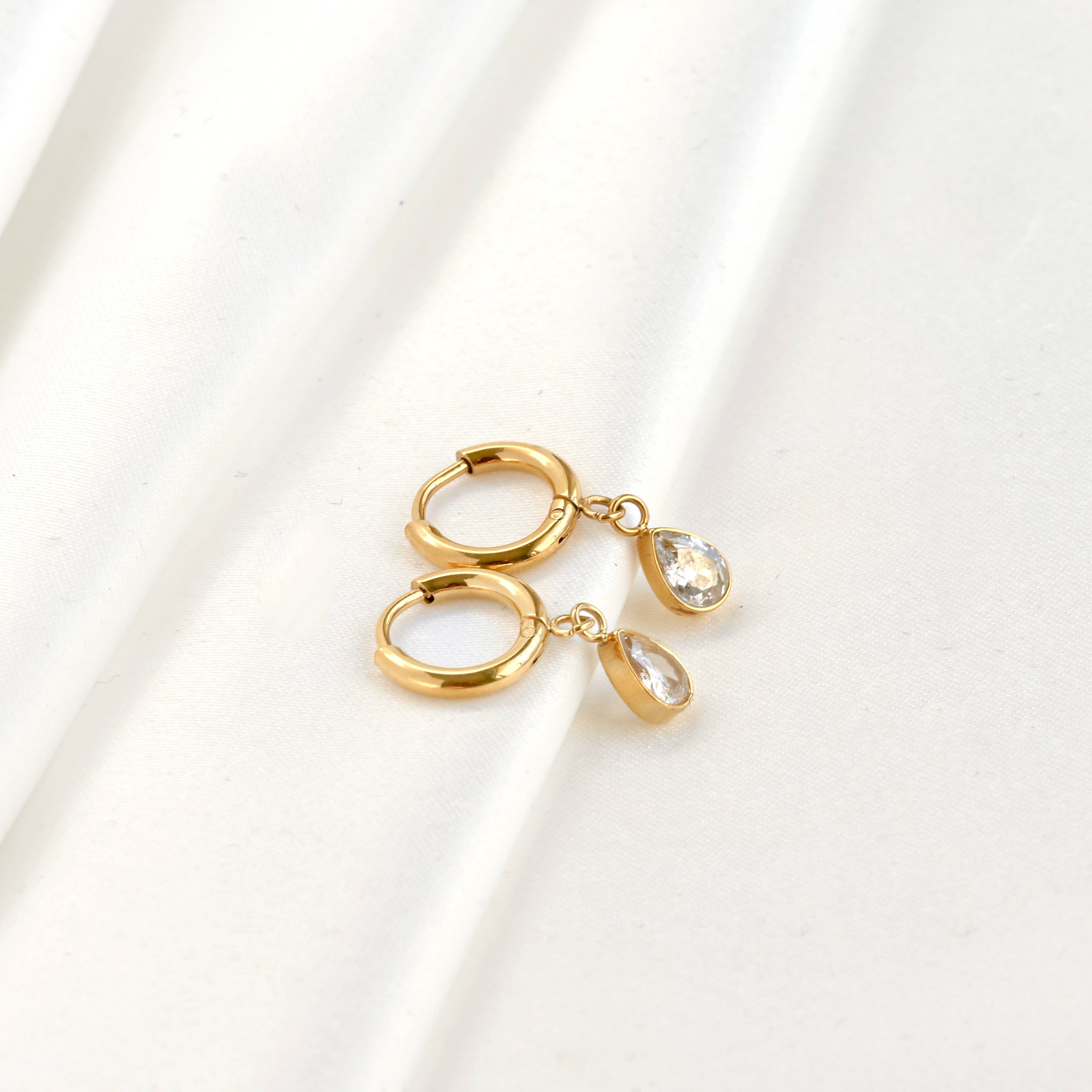 Blueyejewelry - Vendita all'ingrosso Orecchini a cerchio - Cerchi con diamanti impermeabili - Orecchini a cerchio con ciondolo con diamanti7