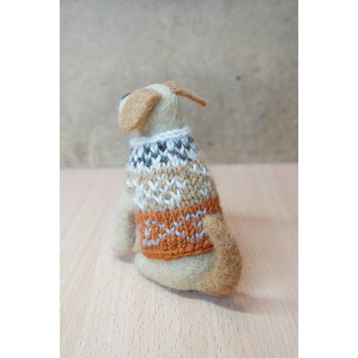 One Colour Laura the Labrador Dog for wholesale on Faire