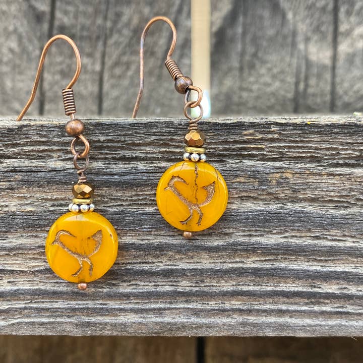 Süße kleine Sommervögel, Ohrhänger, orange für den Großhandel von Casa Kira