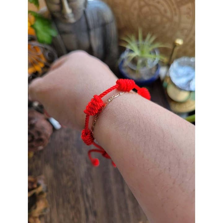 My Magic Place Shop - Wholesale Beaded Bracelet - 7 Knot Lucky Bracelets, Adjustable, Red String Bracelets