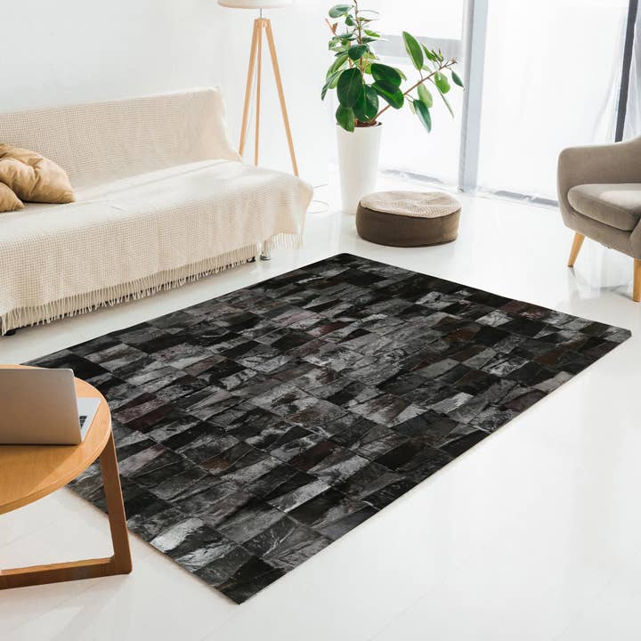 Natural Black Genuine Fur Rug for wholesale by Karelias And Sons