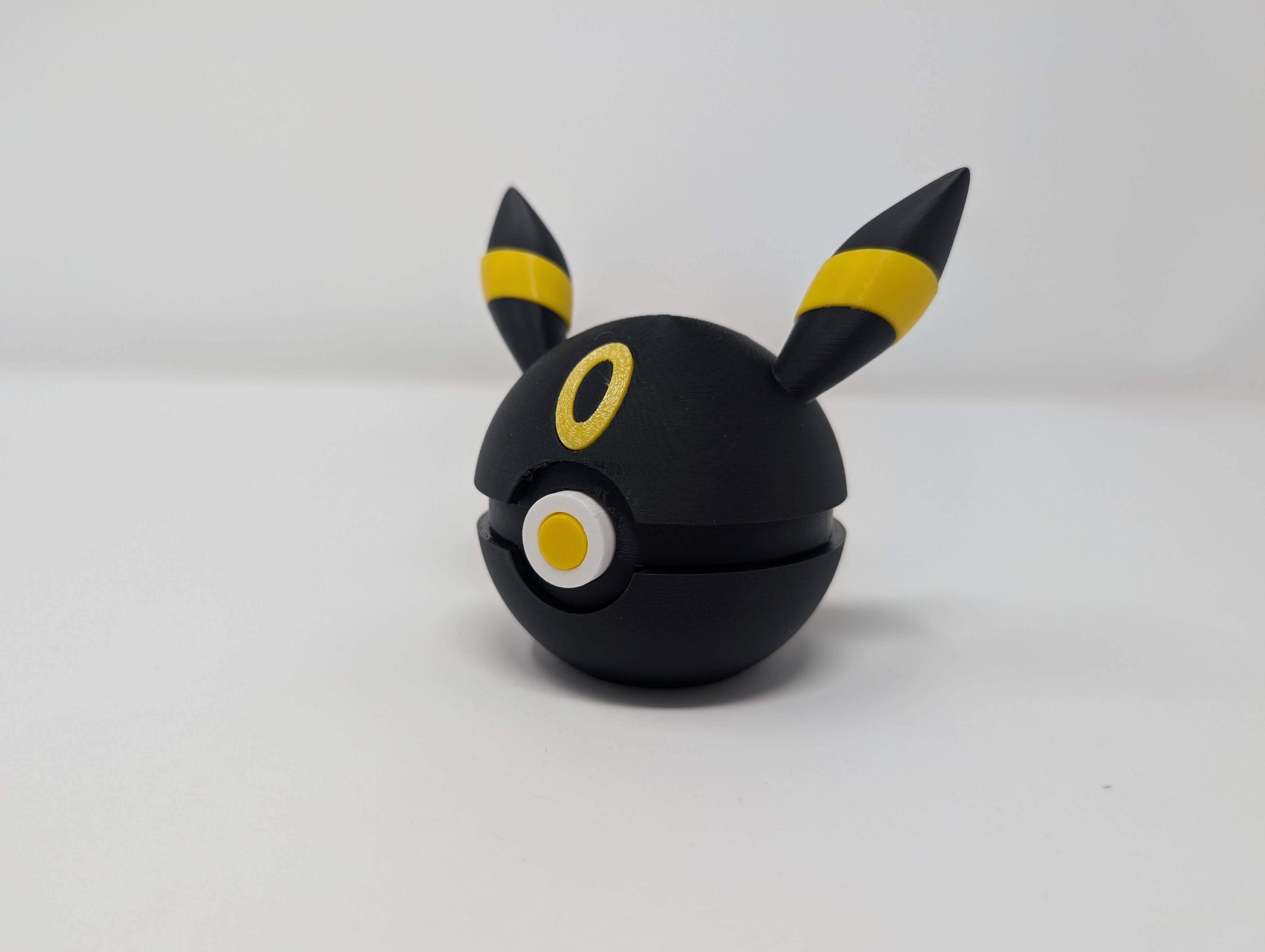 Giant Turtle Creations - Wholesale Decorative Figurine - Umbreon Style Pokeball1