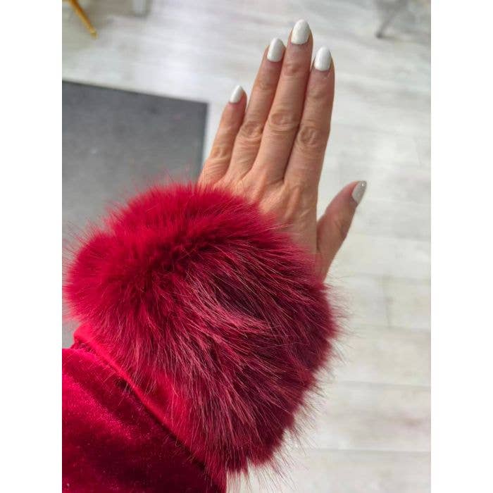 PEACH ACCESSORIES - Wholesale Fur/Faux Fur Coat - Women's - Glamorous Faux Fur Cuffs 00816