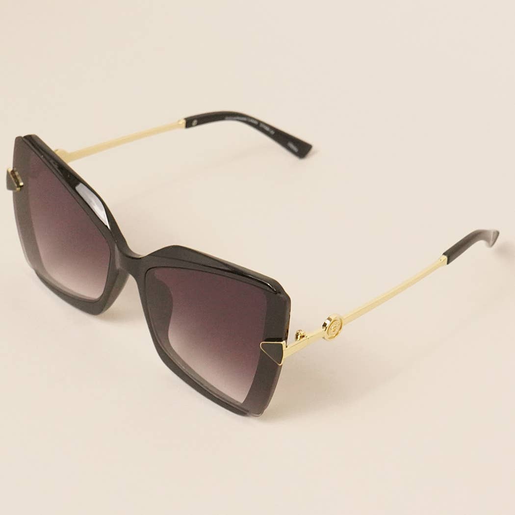 12 COLORES SURTIDOS Gafas graduadas minimalistas de medio trozo de gran tamaño de venta al por mayor en Faire7