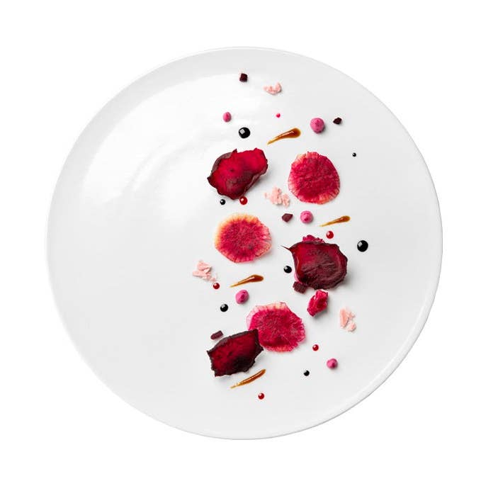 MINIMAL PLATE 28CM for wholesale by Catalonia Plates, Inc.