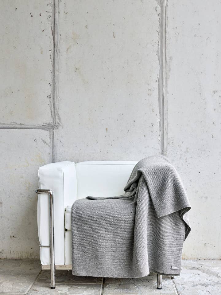 Rom per la vendita all'ingrosso da parte di EMAAL Cashmere GmbH