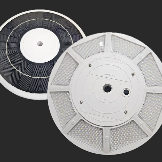 LUMIÈRE SOLAIRE LED POUR MÂTS DE DRAPEAUX pour la vente par Flags Unlimited