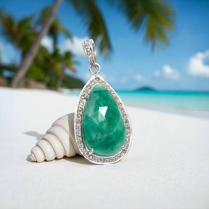 Emerald Diamond Pendant, Silver Pendant, May Birthstone Gemstone Pendant, Spiritual Healing Crystal Pendant, Aura Energy Chakra Jewelry for wholesale by Akstar Gems