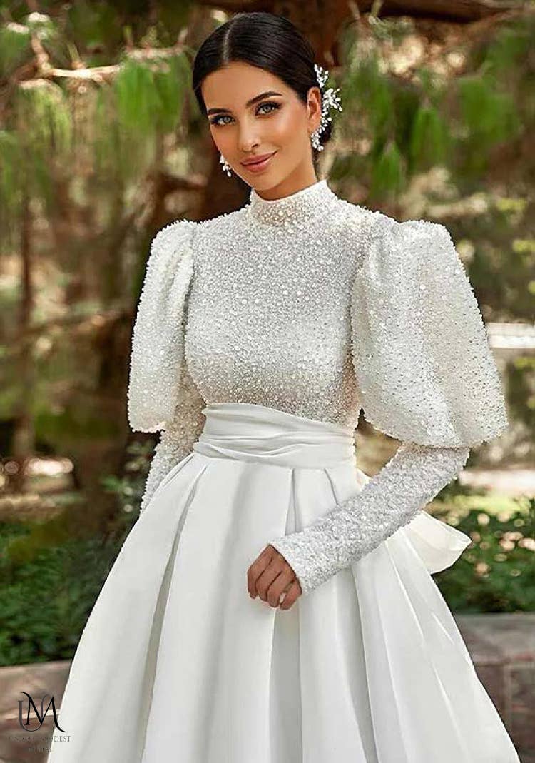 Unique Modest Bridal - Venta al por mayor Vestido de fiesta - Mujer - Opulique - Vestido de Novia Modesto de Satén de Manga Larga0