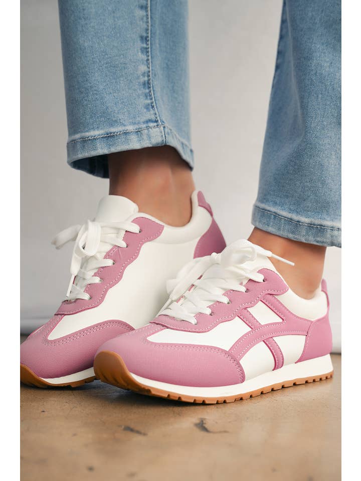 Aapparella - Wholesale Lifestyle Sneakers - Women's - Color Block Lace-up PU Leather Sneakers | US6-101