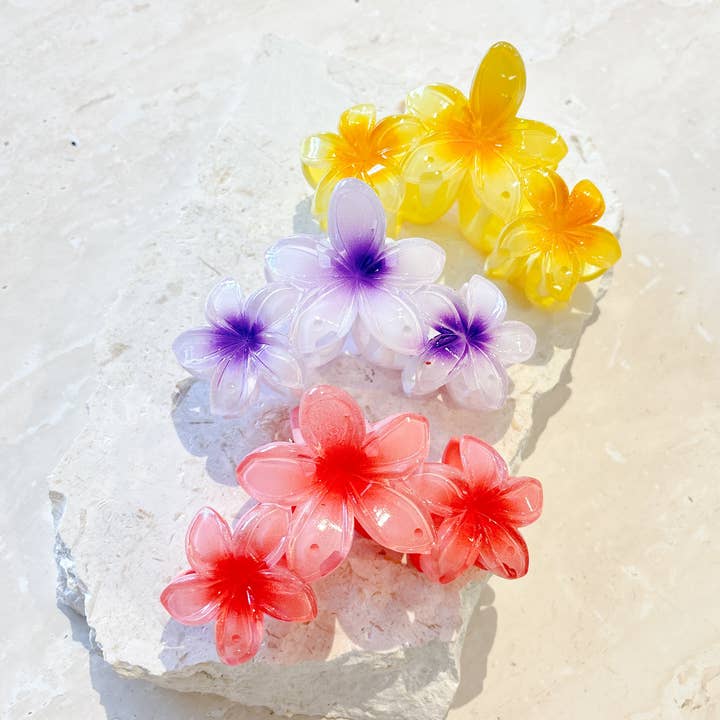 Angels Whisper Accessories - Wholesale Hair Clip - Women's - Triple Hawaiian Flower Claw Clip (3col)