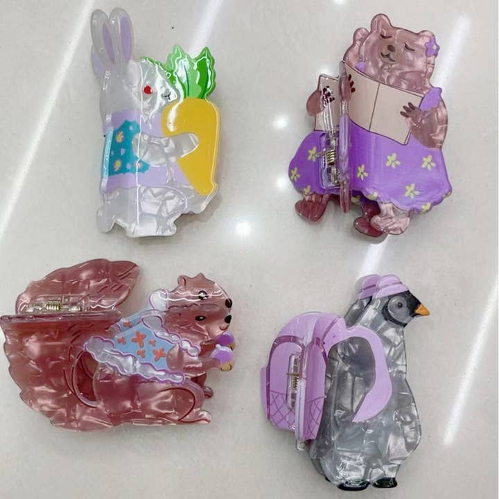 SoapElenGlen - Wholesale Hair Clip - Women's - Cartoon Squirrel Penguin Hair Clip, Forest Animal Hair Claw1